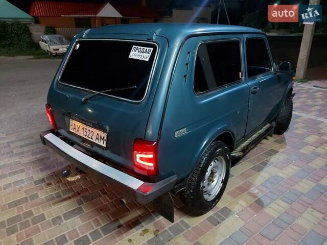 Зелений ВАЗ 21213 Niva, об'ємом двигуна 1.7 л та пробігом 271 тис. км за 3300 $, фото 5 на Automoto.ua