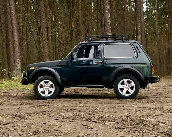 Зелений ВАЗ 21213 Niva, об'ємом двигуна 1.7 л та пробігом 180 тис. км за 3650 $, фото 3 на Automoto.ua
