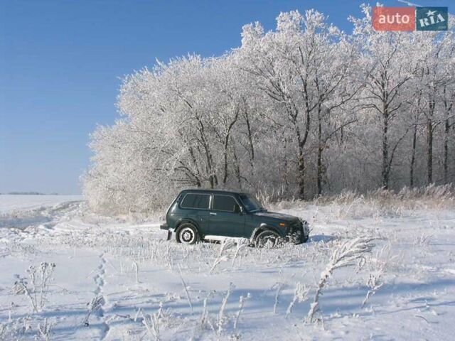Зеленый ВАЗ 21213 Niva, объемом двигателя 1.7 л и пробегом 400 тыс. км за 3000 $, фото 1 на Automoto.ua