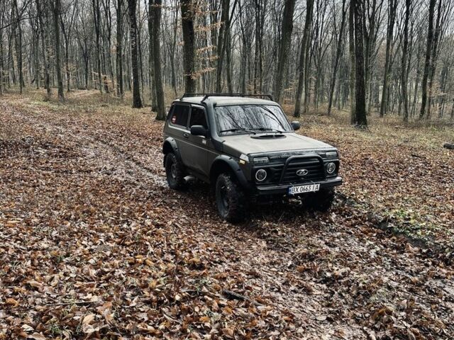 Зеленый ВАЗ 21213 Niva, объемом двигателя 1.7 л и пробегом 24 тыс. км за 3600 $, фото 1 на Automoto.ua