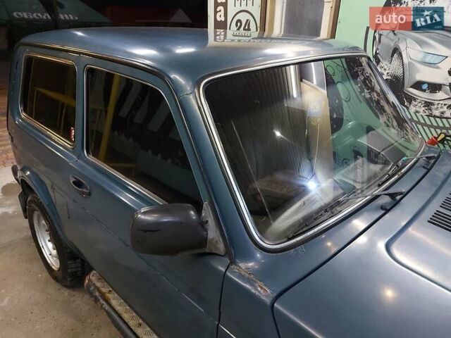Зелений ВАЗ 21213 Niva, об'ємом двигуна 1.7 л та пробігом 271 тис. км за 3300 $, фото 4 на Automoto.ua