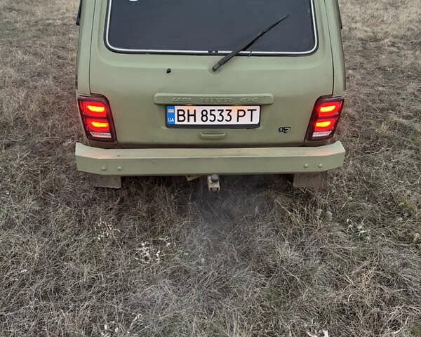 Зелений ВАЗ 21213 Niva, об'ємом двигуна 1.7 л та пробігом 200 тис. км за 2900 $, фото 9 на Automoto.ua