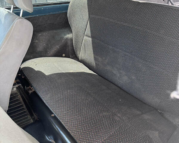 Зеленый ВАЗ 21213 Niva, объемом двигателя 1.7 л и пробегом 200 тыс. км за 2100 $, фото 12 на Automoto.ua