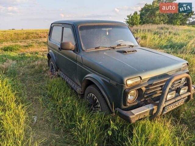Зелений ВАЗ 21213 Niva, об'ємом двигуна 1.7 л та пробігом 450 тис. км за 3500 $, фото 3 на Automoto.ua