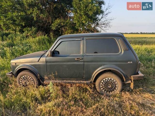 Зелений ВАЗ 21213 Niva, об'ємом двигуна 1.7 л та пробігом 450 тис. км за 3500 $, фото 6 на Automoto.ua