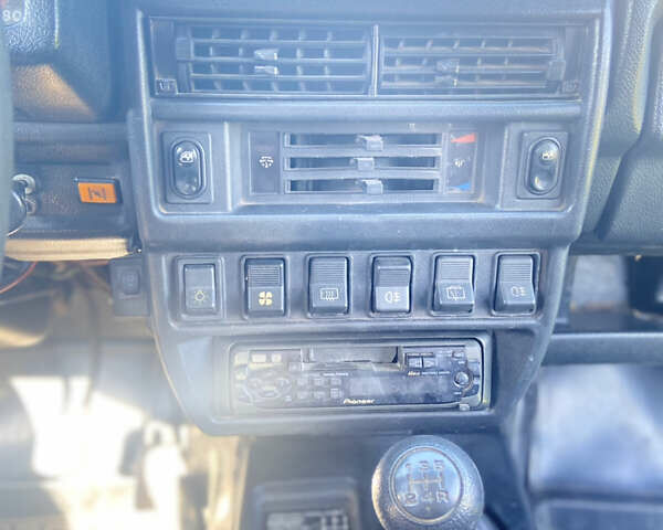 Зелений ВАЗ 21213 Niva, об'ємом двигуна 1.7 л та пробігом 158 тис. км за 3000 $, фото 19 на Automoto.ua