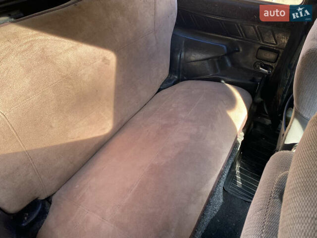 Зеленый ВАЗ 21213 Niva, объемом двигателя 1.69 л и пробегом 100 тыс. км за 2500 $, фото 7 на Automoto.ua