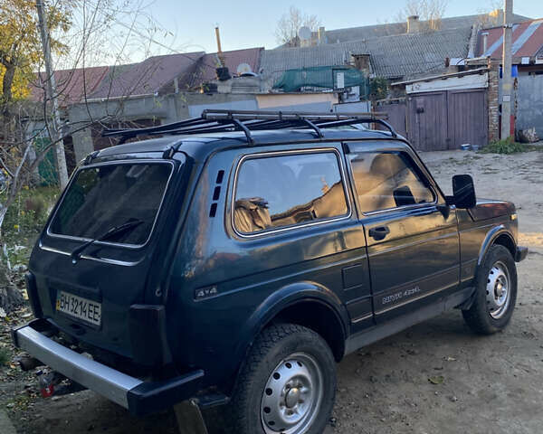 Зеленый ВАЗ 21213 Niva, объемом двигателя 1.69 л и пробегом 100 тыс. км за 2500 $, фото 1 на Automoto.ua