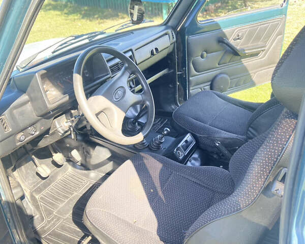 Зелений ВАЗ 21213 Niva, об'ємом двигуна 1.7 л та пробігом 158 тис. км за 3000 $, фото 15 на Automoto.ua