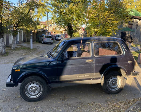 Зеленый ВАЗ 21213 Niva, объемом двигателя 1.69 л и пробегом 100 тыс. км за 2500 $, фото 4 на Automoto.ua