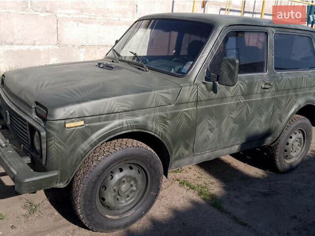 Зеленый ВАЗ 21213 Niva, объемом двигателя 1.7 л и пробегом 250 тыс. км за 2500 $, фото 2 на Automoto.ua