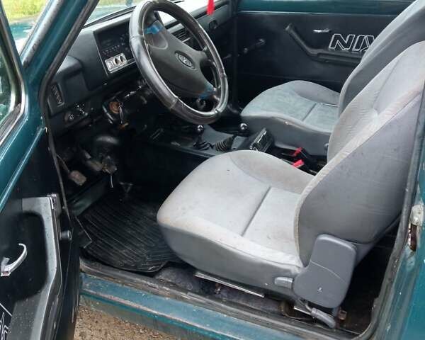 Зеленый ВАЗ 21213 Niva, объемом двигателя 1.69 л и пробегом 137 тыс. км за 2800 $, фото 3 на Automoto.ua
