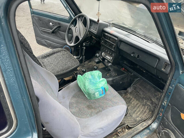 Зеленый ВАЗ 21213 Niva, объемом двигателя 1.7 л и пробегом 320 тыс. км за 1950 $, фото 13 на Automoto.ua