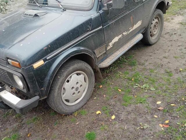 Зелений ВАЗ 21213 Niva, об'ємом двигуна 1.7 л та пробігом 300 тис. км за 1350 $, фото 3 на Automoto.ua