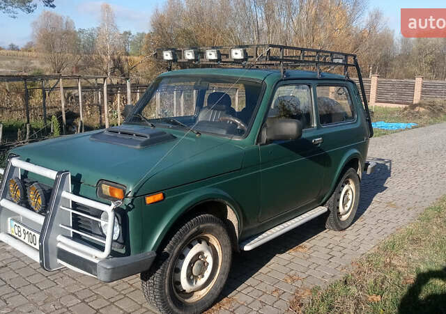 Зеленый ВАЗ 21213 Niva, объемом двигателя 1.7 л и пробегом 150 тыс. км за 3700 $, фото 2 на Automoto.ua