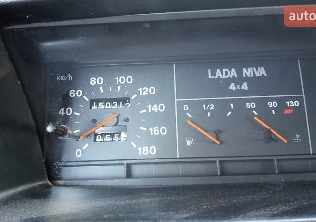 Зеленый ВАЗ 21213 Niva, объемом двигателя 1.7 л и пробегом 150 тыс. км за 3700 $, фото 7 на Automoto.ua