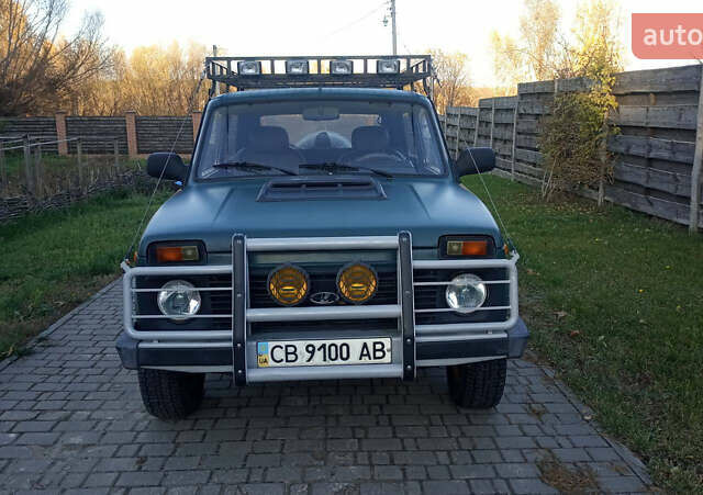 Зеленый ВАЗ 21213 Niva, объемом двигателя 1.7 л и пробегом 150 тыс. км за 3700 $, фото 1 на Automoto.ua