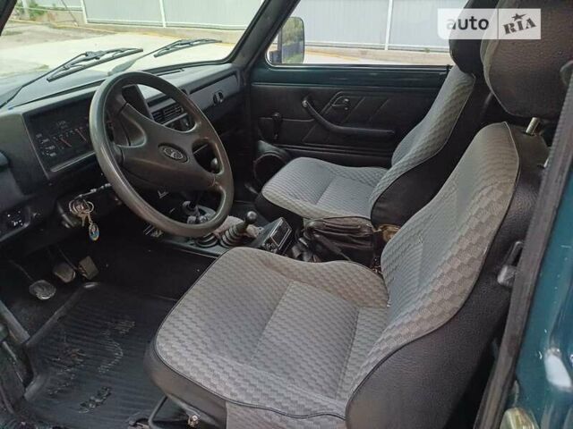 Зеленый ВАЗ 21213 Niva, объемом двигателя 1.7 л и пробегом 112 тыс. км за 3700 $, фото 8 на Automoto.ua