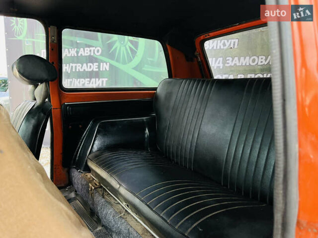 Оранжевый ВАЗ 21213 Niva, объемом двигателя 1.6 л и пробегом 250 тыс. км за 1800 $, фото 10 на Automoto.ua