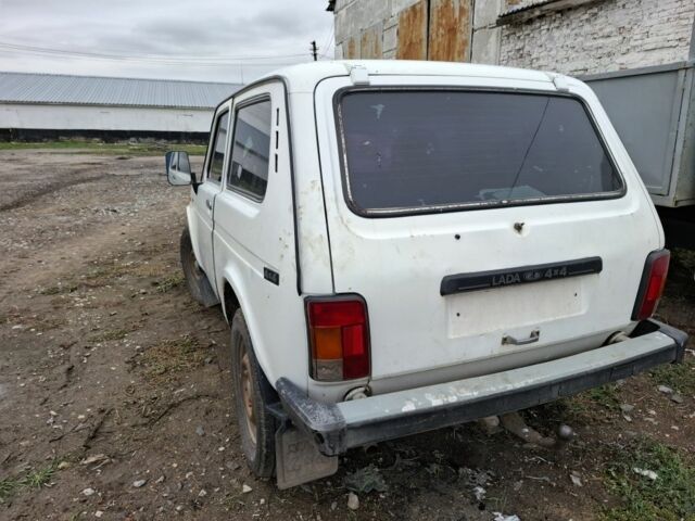 ВАЗ 21214 2007 в Каменце-Подольском на Automoto.ua Белый ВАЗ 21214, объемом двигателя 0 л и пробегом 300 тыс. км за 2141 $, фото 1 на Automoto.ua