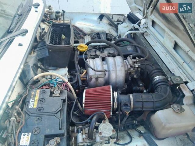 ВАЗ 21214 2003 у Березань на Automoto.ua Білий ВАЗ 21214, об'ємом двигуна 1.7 л та пробігом 55 тис. км за 2600 $, фото 2 на Automoto.ua