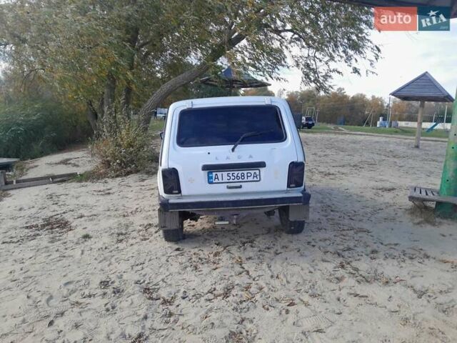 ВАЗ 21214 2003 у Березань на Automoto.ua Білий ВАЗ 21214, об'ємом двигуна 1.7 л та пробігом 55 тис. км за 2600 $, фото 8 на Automoto.ua