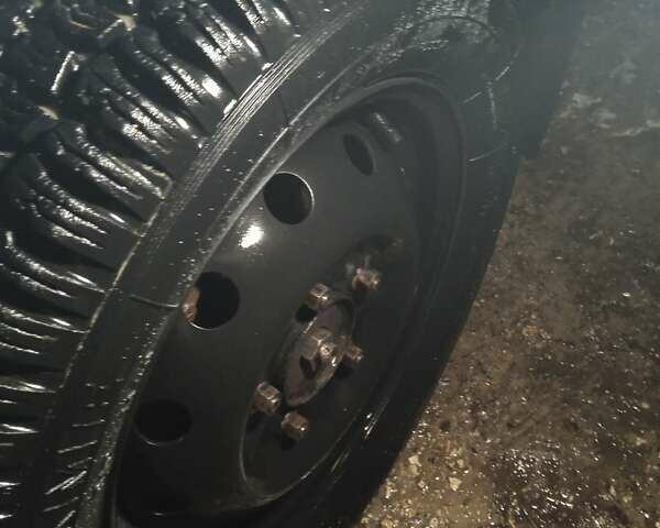 Белый ВАЗ 21214, объемом двигателя 1.7 л и пробегом 280 тыс. км за 2700 $, фото 7 на Automoto.ua