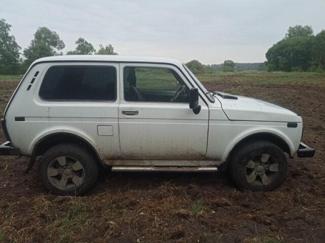 ВАЗ 21214 2006 в Козельце на Automoto.ua Белый ВАЗ 21214, объемом двигателя 1.7 л и пробегом 175 тыс. км за 2800 $, фото 2 на Automoto.ua