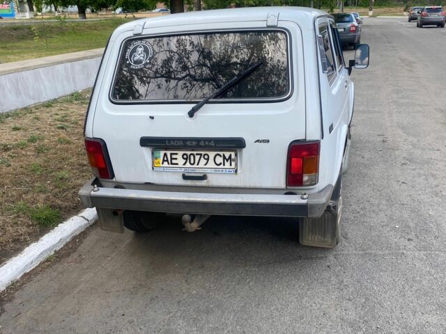 Белый ВАЗ 21214, объемом двигателя 1.7 л и пробегом 89 тыс. км за 3800 $, фото 1 на Automoto.ua