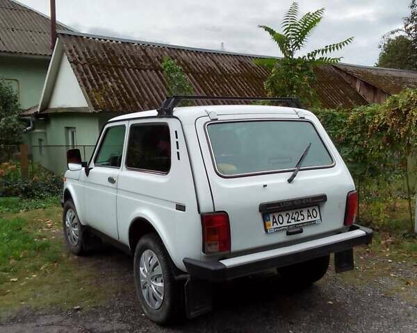 Белый ВАЗ 21214, объемом двигателя 1.7 л и пробегом 41 тыс. км за 5100 $, фото 8 на Automoto.ua
