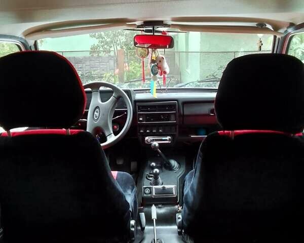 Белый ВАЗ 21214, объемом двигателя 1.7 л и пробегом 41 тыс. км за 5100 $, фото 15 на Automoto.ua