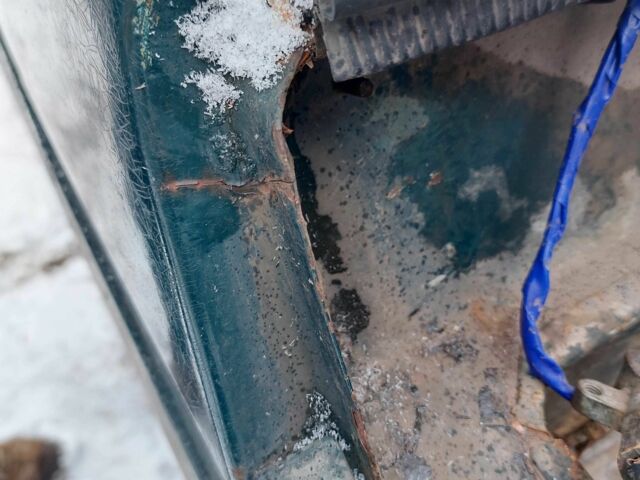 Белый ВАЗ 21214, объемом двигателя 1.6 л и пробегом 219 тыс. км за 1192 $, фото 17 на Automoto.ua