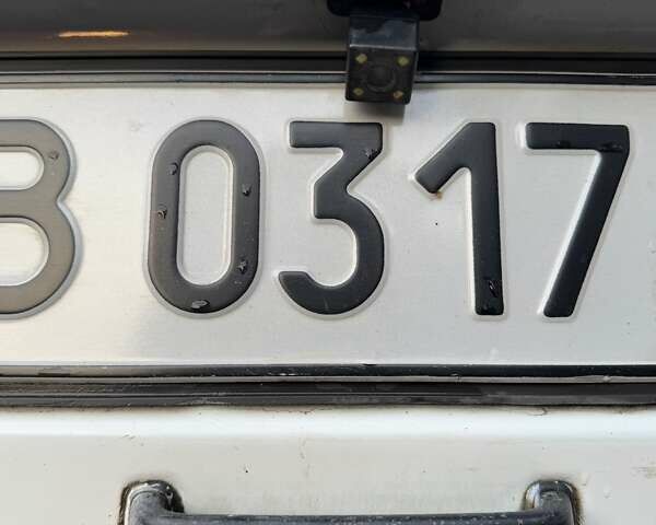 Белый ВАЗ 21214, объемом двигателя 1.7 л и пробегом 162 тыс. км за 3300 $, фото 20 на Automoto.ua