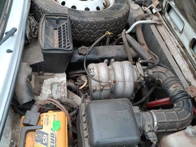 Белый ВАЗ 21214, объемом двигателя 1.7 л и пробегом 89 тыс. км за 2600 $, фото 7 на Automoto.ua