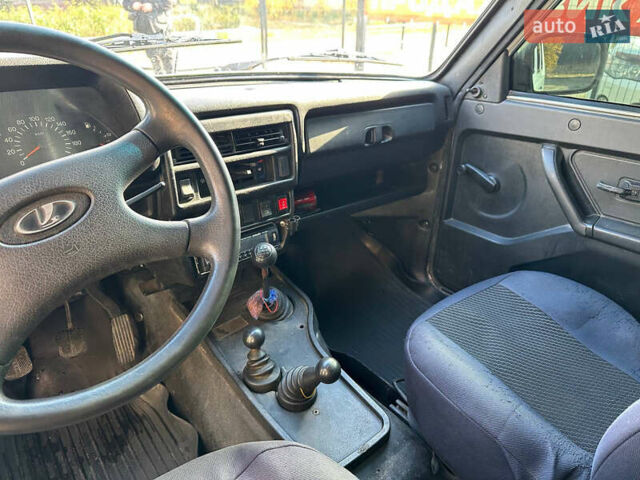 ВАЗ 21214 2011 у Дніпро (Дніпропетровську) на Automoto.ua Білий ВАЗ 21214, об'ємом двигуна 1.7 л та пробігом 295 тис. км за 3599 $, фото 6 на Automoto.ua