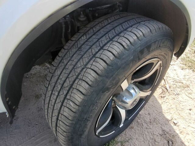 Белый ВАЗ 21214, объемом двигателя 1.7 л и пробегом 181 тыс. км за 4000 $, фото 6 на Automoto.ua