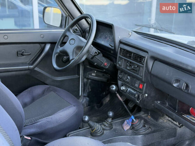 ВАЗ 21214 2011 в Днепре (Днепропетровске) на Automoto.ua Белый ВАЗ 21214, объемом двигателя 1.69 л и пробегом 295 тыс. км за 3599 $, фото 11 на Automoto.ua