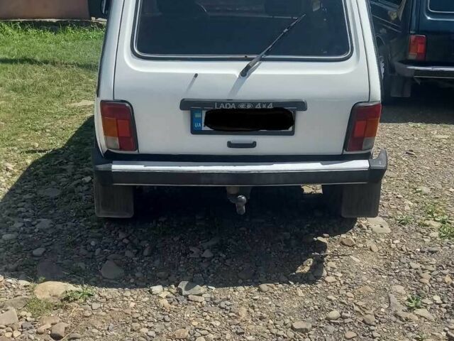 Белый ВАЗ 21214, объемом двигателя 1.7 л и пробегом 151 тыс. км за 3900 $, фото 9 на Automoto.ua