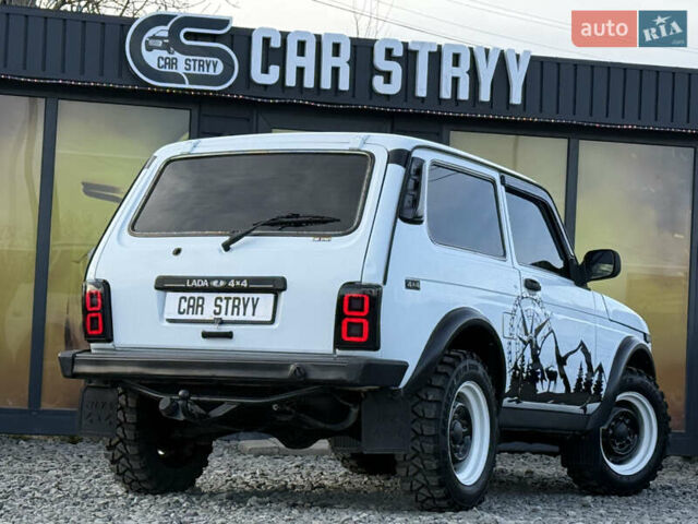 Белый ВАЗ 21214, объемом двигателя 1.7 л и пробегом 113 тыс. км за 4999 $, фото 21 на Automoto.ua