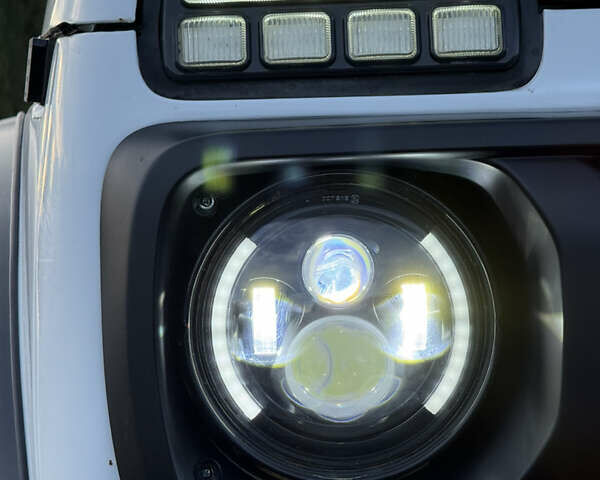 Белый ВАЗ 21214, объемом двигателя 1.7 л и пробегом 113 тыс. км за 4999 $, фото 10 на Automoto.ua