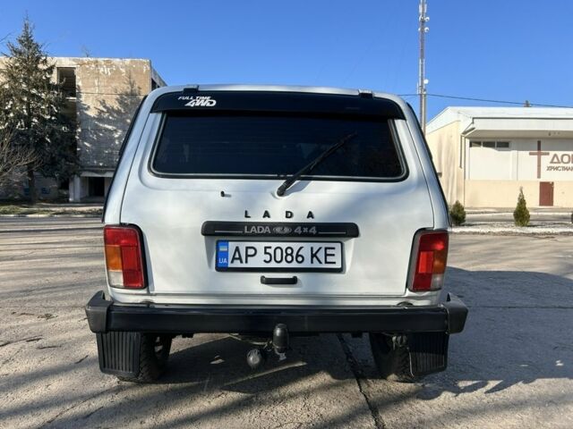 Белый ВАЗ 21214, объемом двигателя 1.7 л и пробегом 95 тыс. км за 4500 $, фото 3 на Automoto.ua