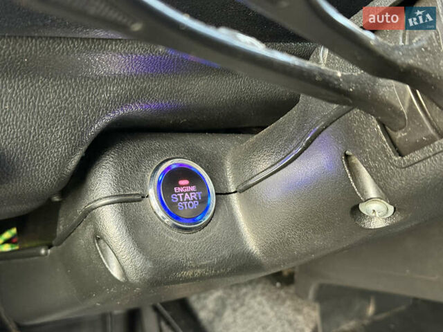 Белый ВАЗ 21214, объемом двигателя 1.7 л и пробегом 113 тыс. км за 4999 $, фото 37 на Automoto.ua