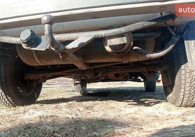 Білий ВАЗ 21214, об'ємом двигуна 1.7 л та пробігом 70 тис. км за 2600 $, фото 3 на Automoto.ua