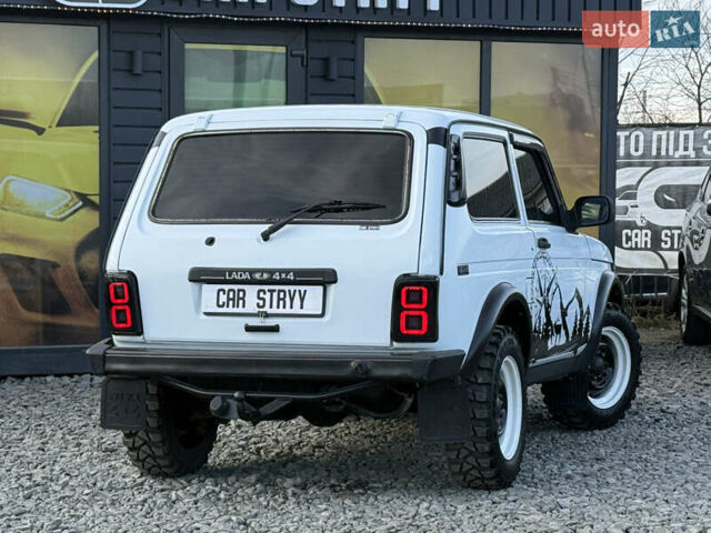 Белый ВАЗ 21214, объемом двигателя 1.7 л и пробегом 113 тыс. км за 4999 $, фото 22 на Automoto.ua