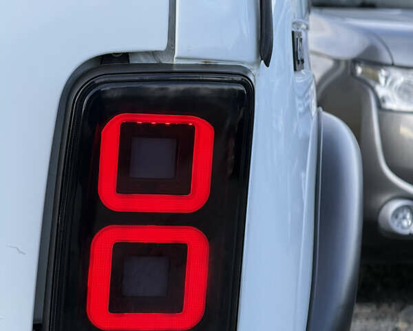 Белый ВАЗ 21214, объемом двигателя 1.7 л и пробегом 113 тыс. км за 4999 $, фото 26 на Automoto.ua