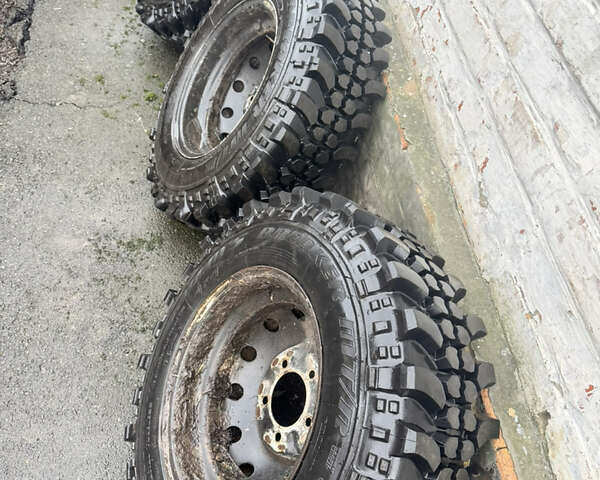 Белый ВАЗ 21214, объемом двигателя 1.7 л и пробегом 110 тыс. км за 6000 $, фото 7 на Automoto.ua