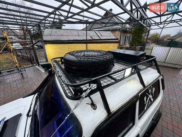 Белый ВАЗ 21214, объемом двигателя 1.7 л и пробегом 110 тыс. км за 6000 $, фото 10 на Automoto.ua