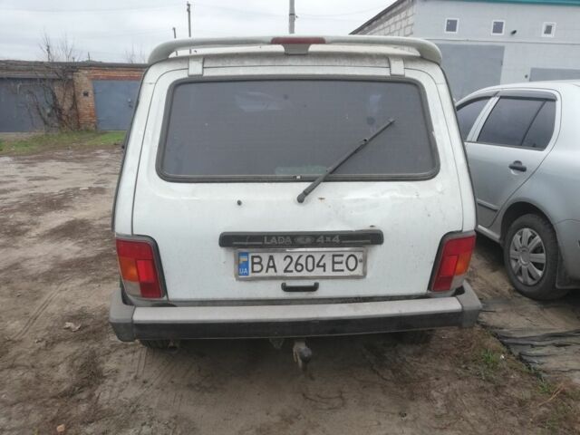 Белый ВАЗ 21214, объемом двигателя 1.7 л и пробегом 120 тыс. км за 1600 $, фото 6 на Automoto.ua