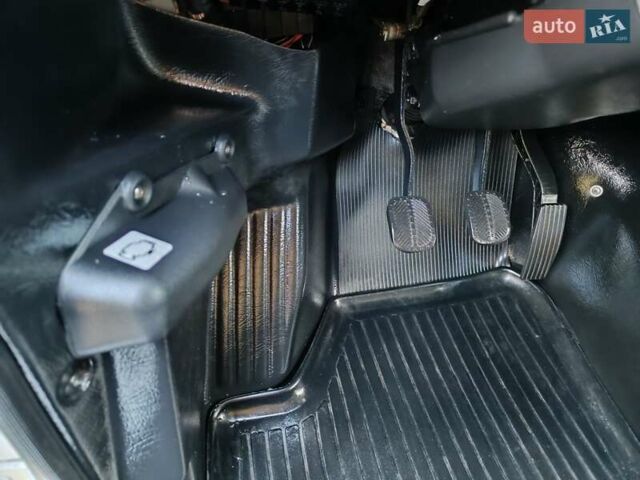Белый ВАЗ 21214, объемом двигателя 1.7 л и пробегом 11 тыс. км за 8500 $, фото 9 на Automoto.ua