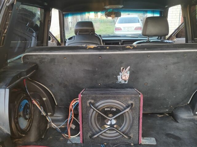 Бежевый ВАЗ 21214, объемом двигателя 0 л и пробегом 150 тыс. км за 4000 $, фото 9 на Automoto.ua